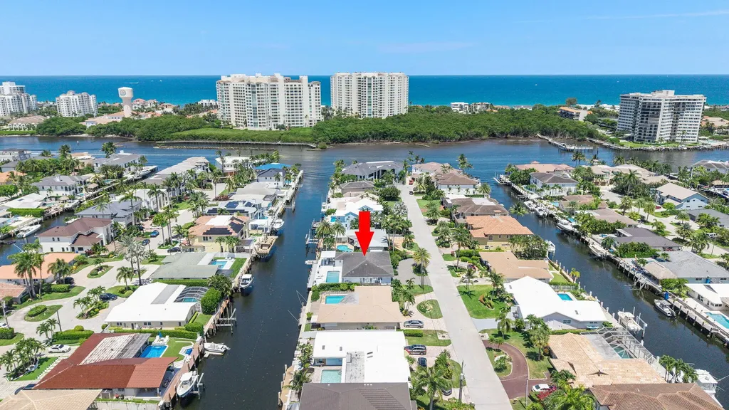 831 Dover Street Boca Raton FL 33487