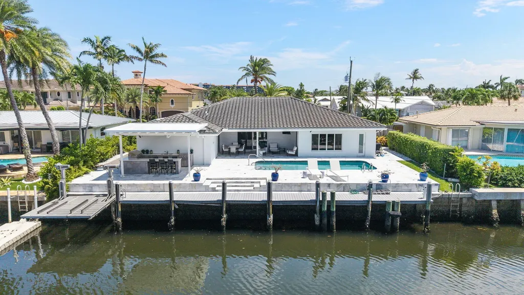 831 Dover Street Boca Raton FL 33487