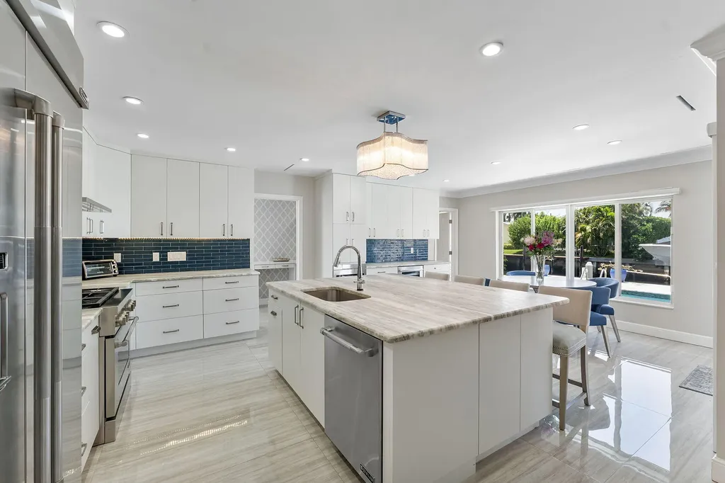 831 Dover Street Boca Raton FL 33487