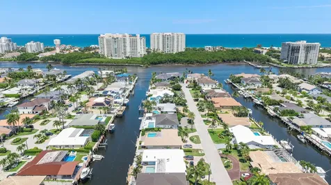 831 Dover Street Boca Raton FL 33487