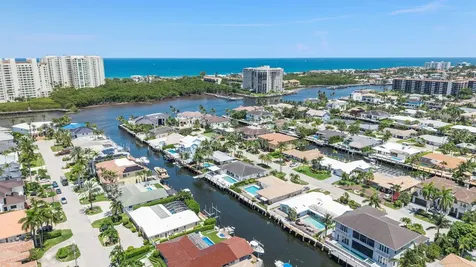 831 Dover Street Boca Raton FL 33487