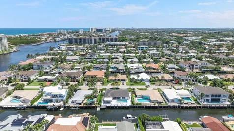 831 Dover Street Boca Raton FL 33487