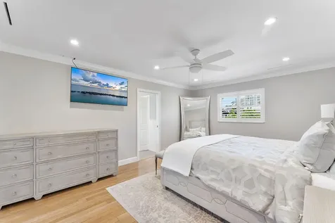 831 Dover Street Boca Raton FL 33487