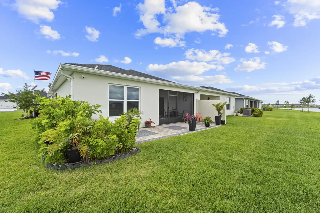 9526 SW Libertas Way Port St Lucie FL 34987