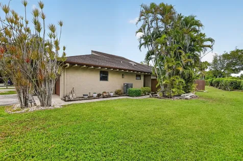 22718 Vistawood Way Boca Raton FL 33428