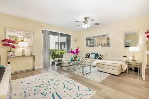 3725 Oleander Terrace Riviera Beach FL 33404