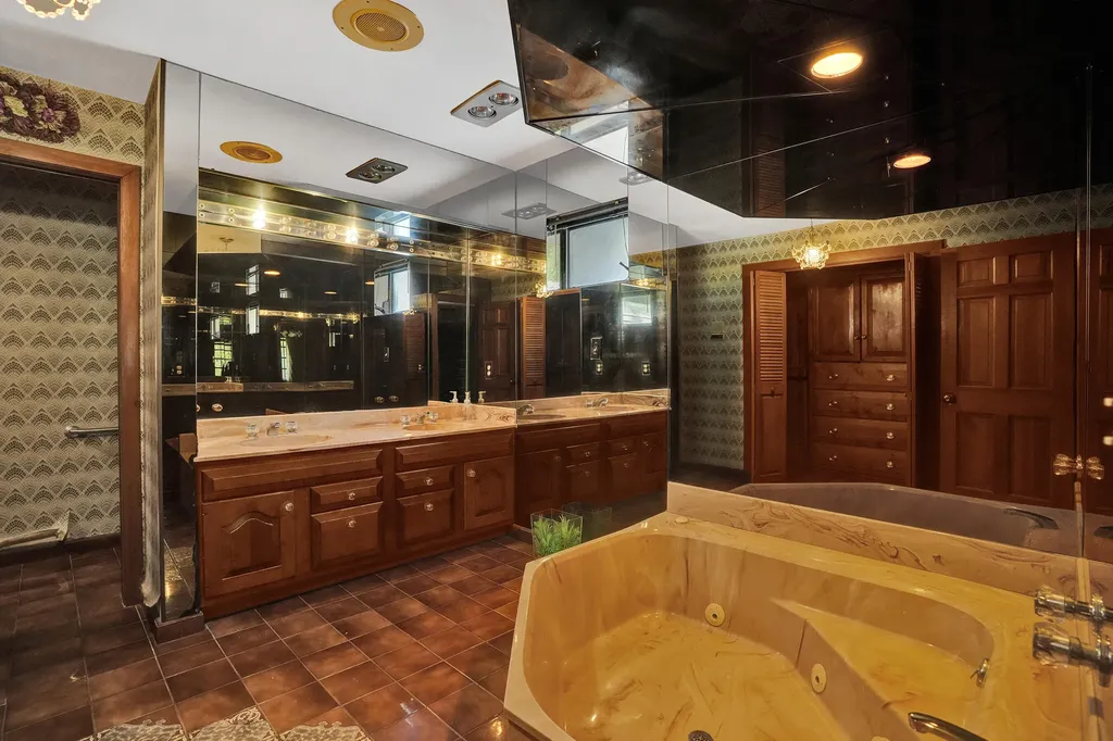 17151 SW 62nd Court Southwest Ranches FL 33331