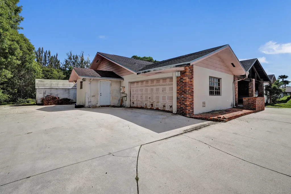 17151 SW 62nd Court Southwest Ranches FL 33331