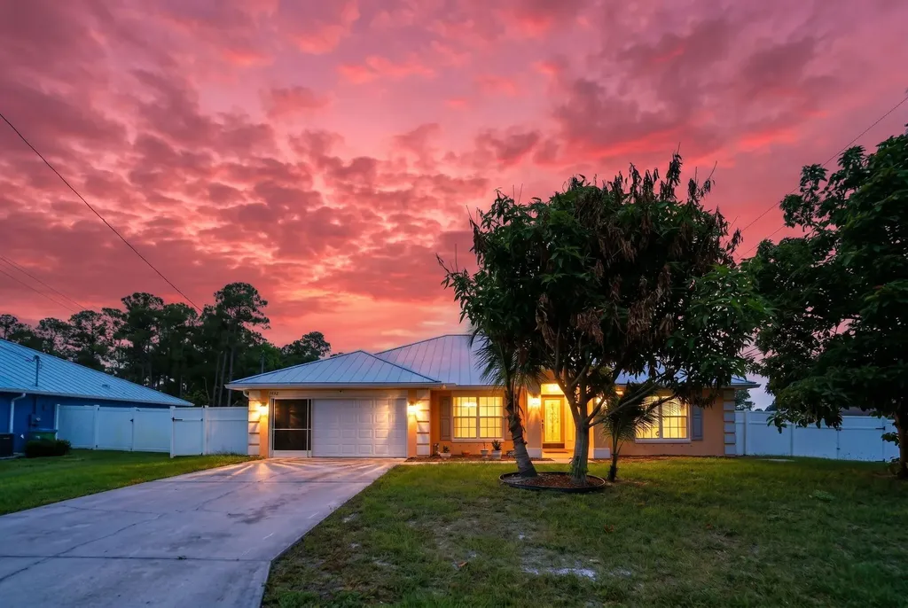 1692 SW Lofgren Avenue Port St Lucie FL 34953