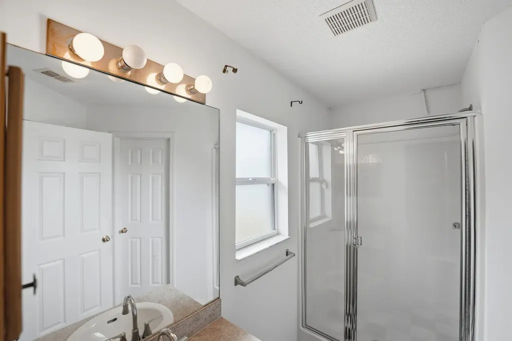 1692 SW Lofgren Avenue Port St Lucie FL 34953