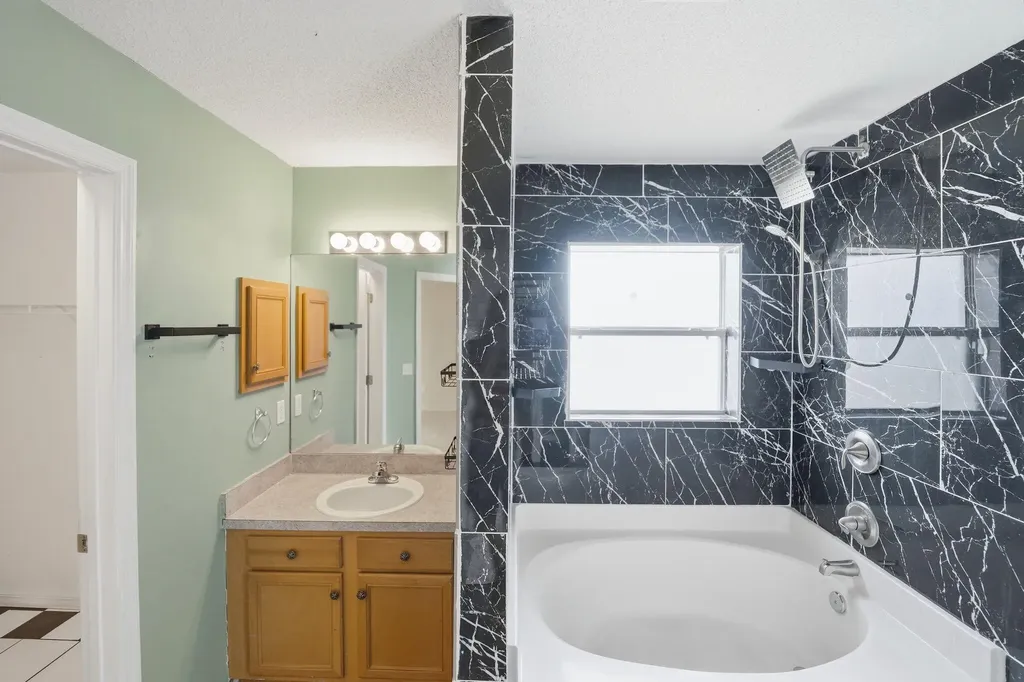 1692 SW Lofgren Avenue Port St Lucie FL 34953