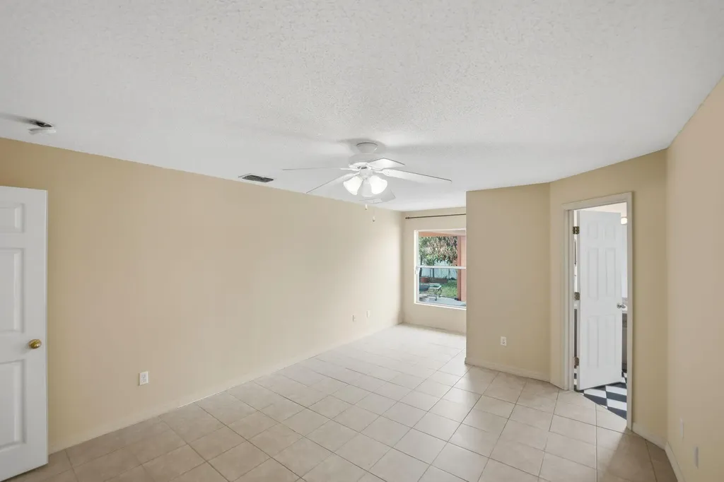 1692 SW Lofgren Avenue Port St Lucie FL 34953
