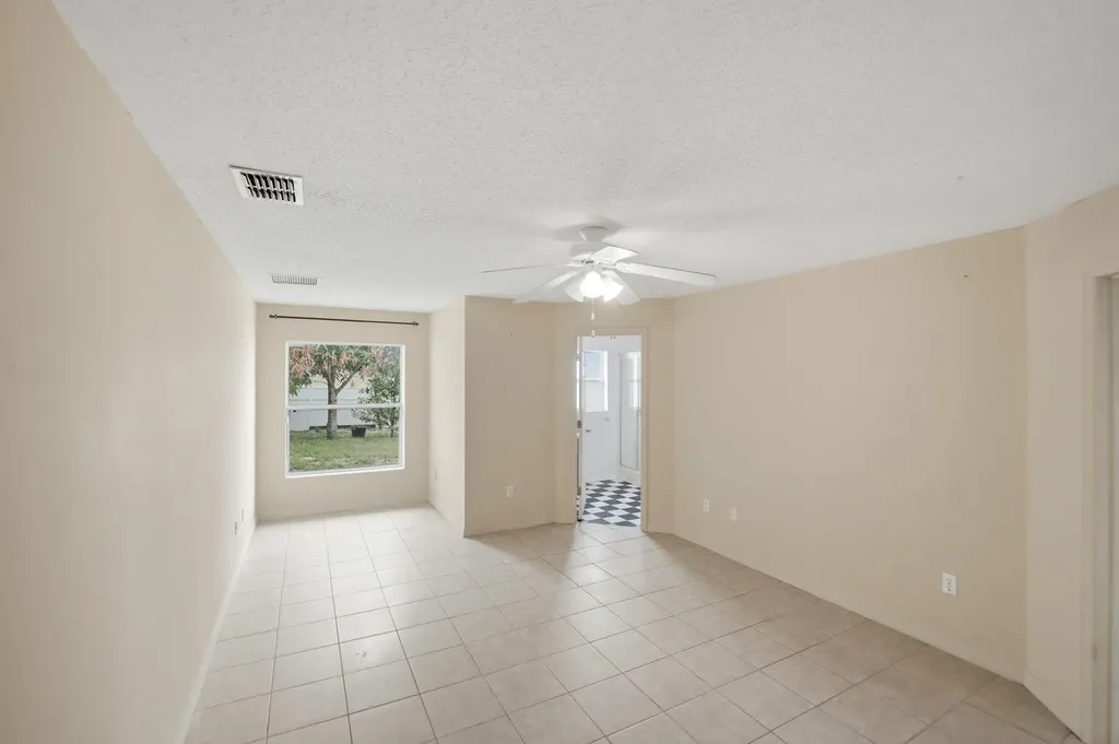 1692 SW Lofgren Avenue Port St Lucie FL 34953
