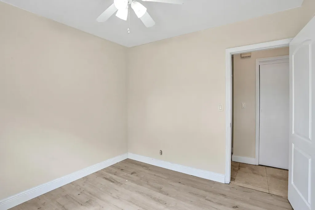 1240 SW 4th Avenue Pompano Beach FL 33060