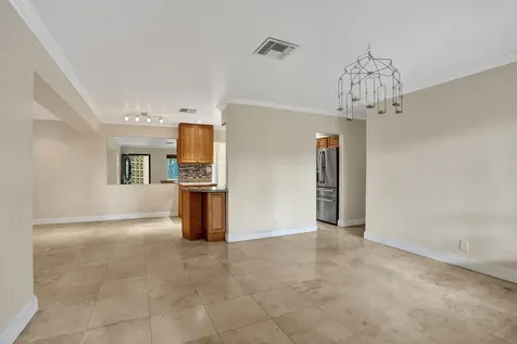 1240 SW 4th Avenue Pompano Beach FL 33060