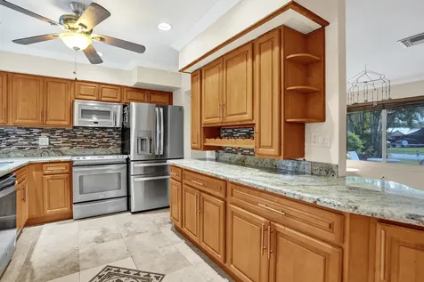 1240 SW 4th Avenue Pompano Beach FL 33060