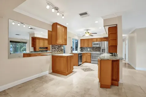 1240 SW 4th Avenue Pompano Beach FL 33060