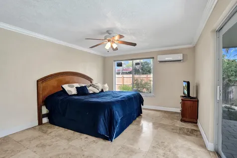1240 SW 4th Avenue Pompano Beach FL 33060