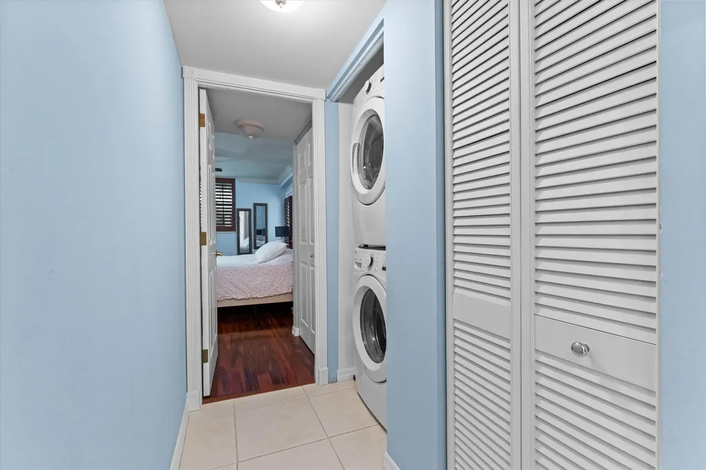 145 S Ocean Avenue Palm Beach Shores FL 33404