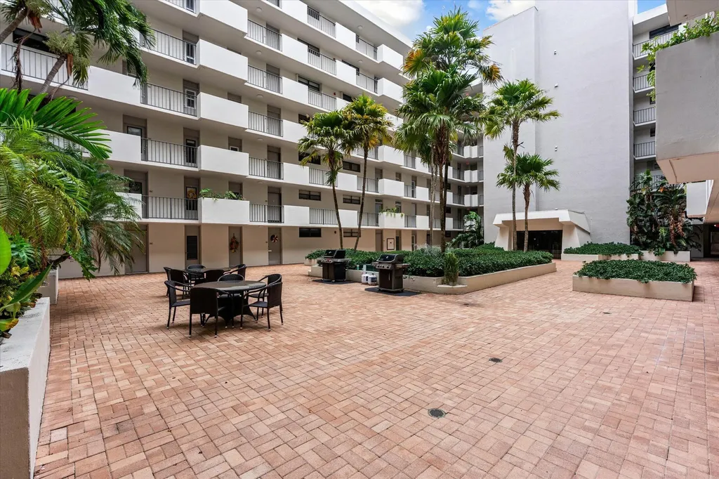 145 S Ocean Avenue Palm Beach Shores FL 33404
