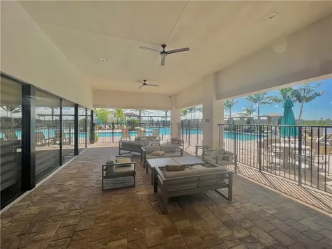 10490 W 33rd Way Hialeah FL 33018