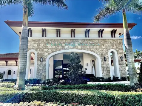 10490 W 33rd Way Hialeah FL 33018