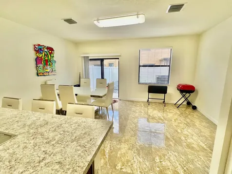 10490 W 33rd Way Hialeah FL 33018