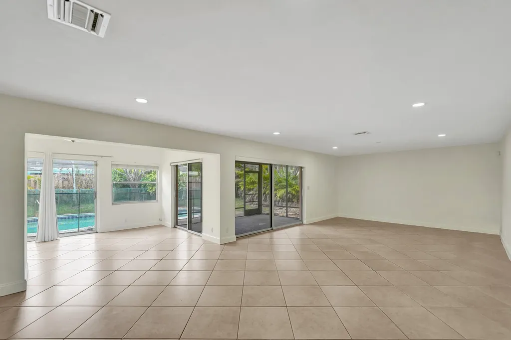 4721 Sarazen Drive Hollywood FL 33021
