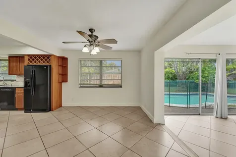 4721 Sarazen Drive Hollywood FL 33021