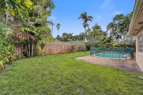 4721 Sarazen Drive Hollywood FL 33021