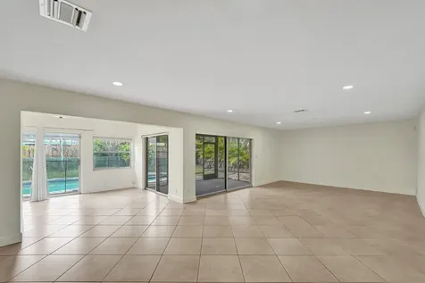 4721 Sarazen Drive Hollywood FL 33021
