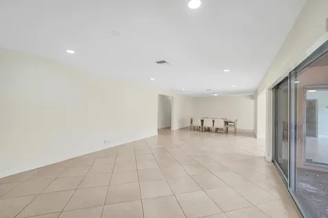 4721 Sarazen Drive Hollywood FL 33021