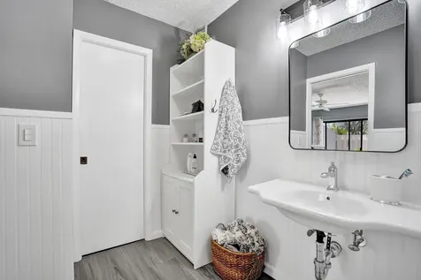 2915 NW 12th Street Delray Beach FL 33445