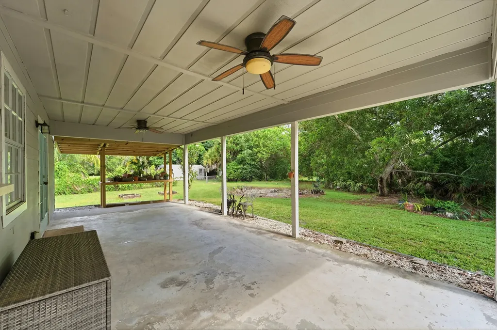 16317 Glasgow Drive E The Acreage FL 33470