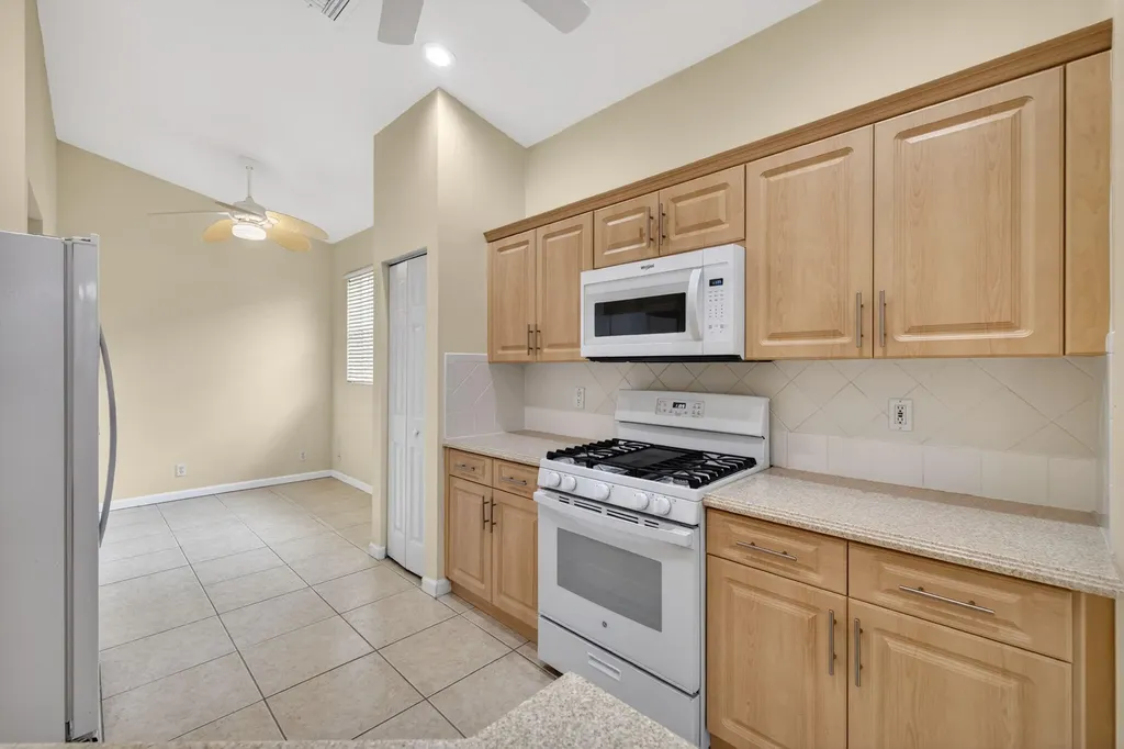 171 NW Lawton Road Port St Lucie FL 34986