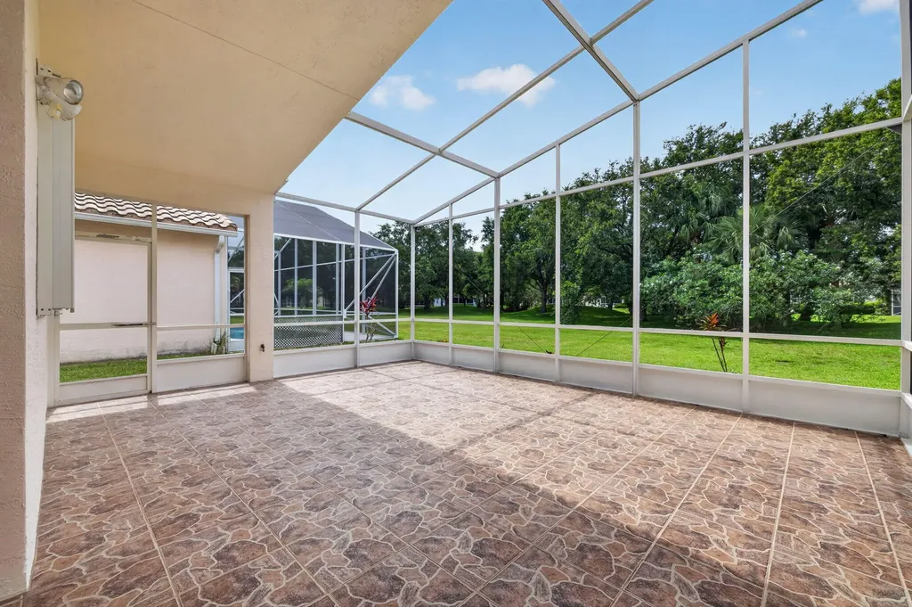 171 NW Lawton Road Port St Lucie FL 34986