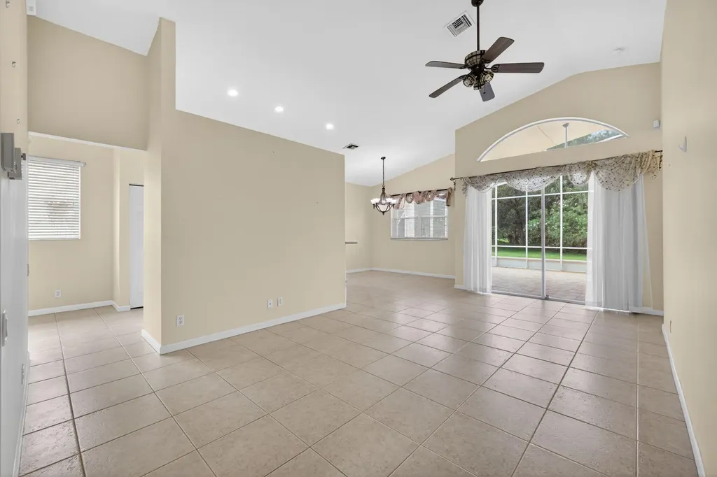 171 NW Lawton Road Port St Lucie FL 34986