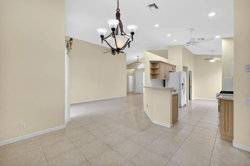 171 NW Lawton Road Port St Lucie FL 34986