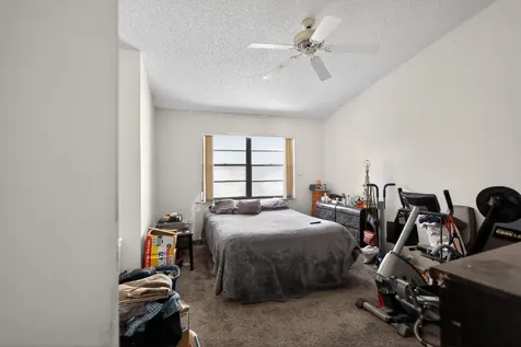 6126 Fairfield Circle Greenacres FL 33463
