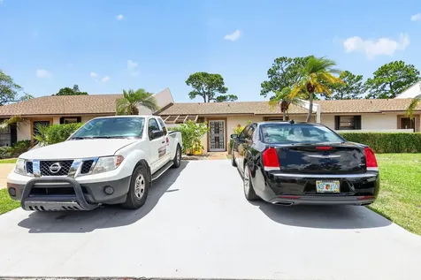 6126 Fairfield Circle Greenacres FL 33463