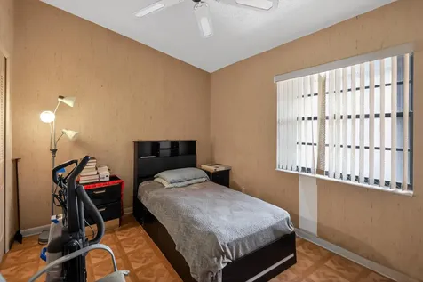 6126 Fairfield Circle Greenacres FL 33463