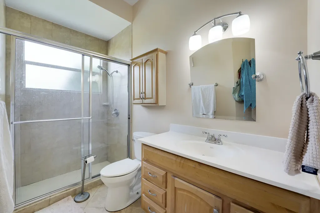 5835 Lago Del Sol Drive Lake Worth FL 33449