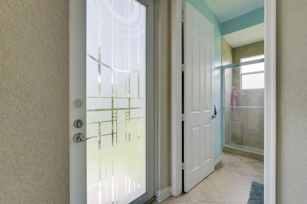 5835 Lago Del Sol Drive Lake Worth FL 33449