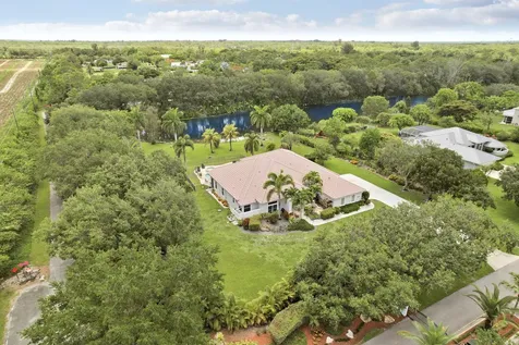 5835 Lago Del Sol Drive Lake Worth FL 33449