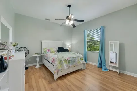 5835 Lago Del Sol Drive Lake Worth FL 33449