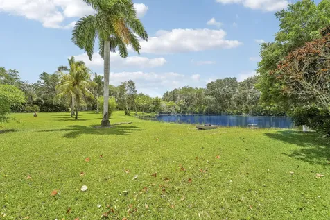 5835 Lago Del Sol Drive Lake Worth FL 33449