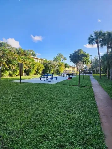 610 SE 2nd Avenue Deerfield Beach FL 33441