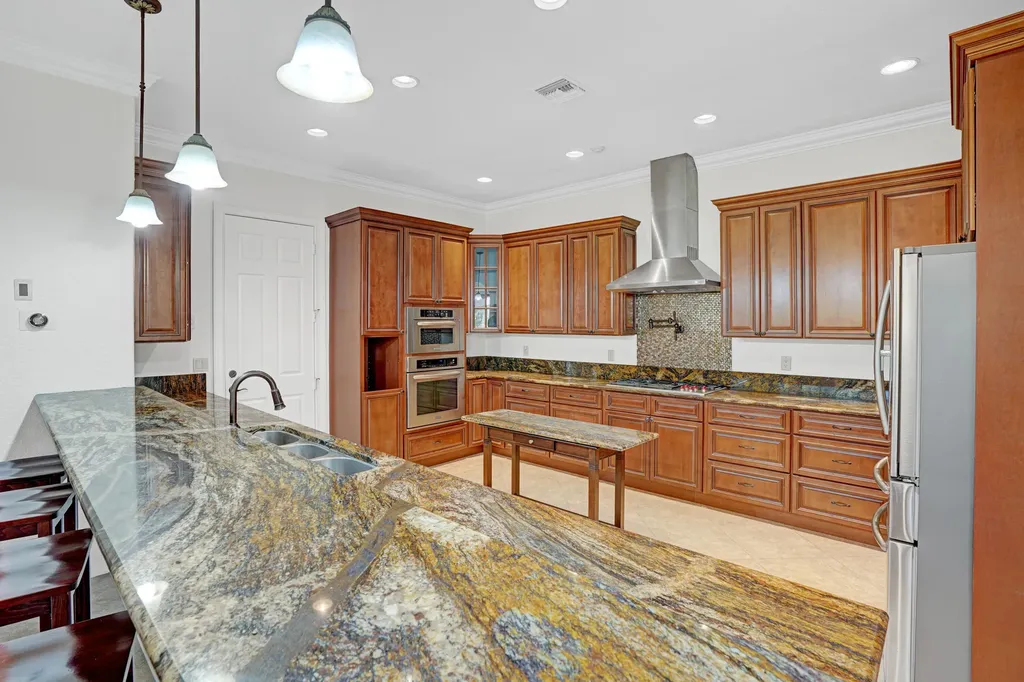 5811 NW Blue Bonnet Court Port St Lucie FL 34986