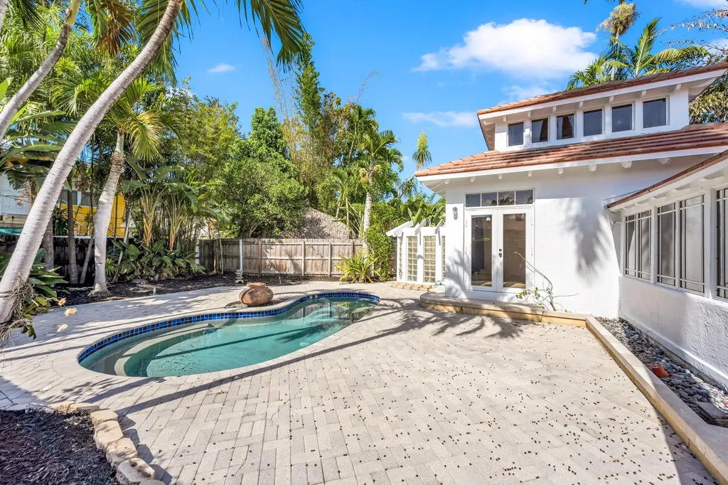 1413 NE 4th Court Fort Lauderdale FL 33301