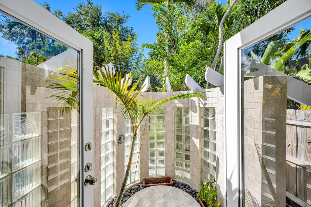 1413 NE 4th Court Fort Lauderdale FL 33301